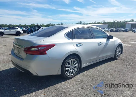 2018 Nissan Altima 2.5 S z USA, uszkodzony, nr VIN 1N4AL3AP7JC288923